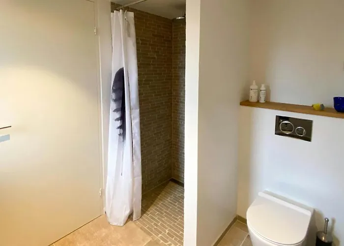 Near Oasis, Short Walk From Bonnerup بيت للعطل *